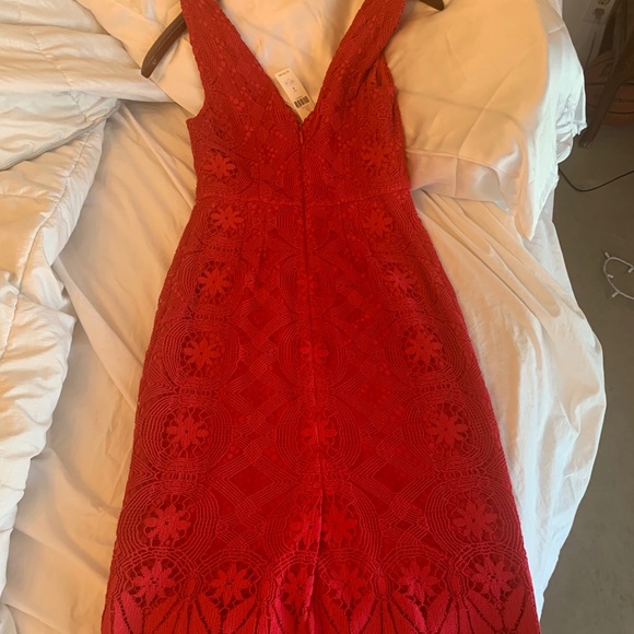 Red dress - Picture 5 of 7